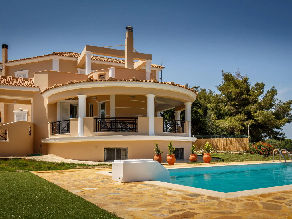 Villa in Kalpaki With Private Pool