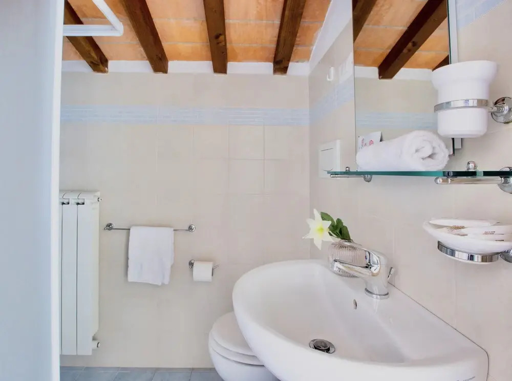 Residence con piscina a Vada A.C WIFI