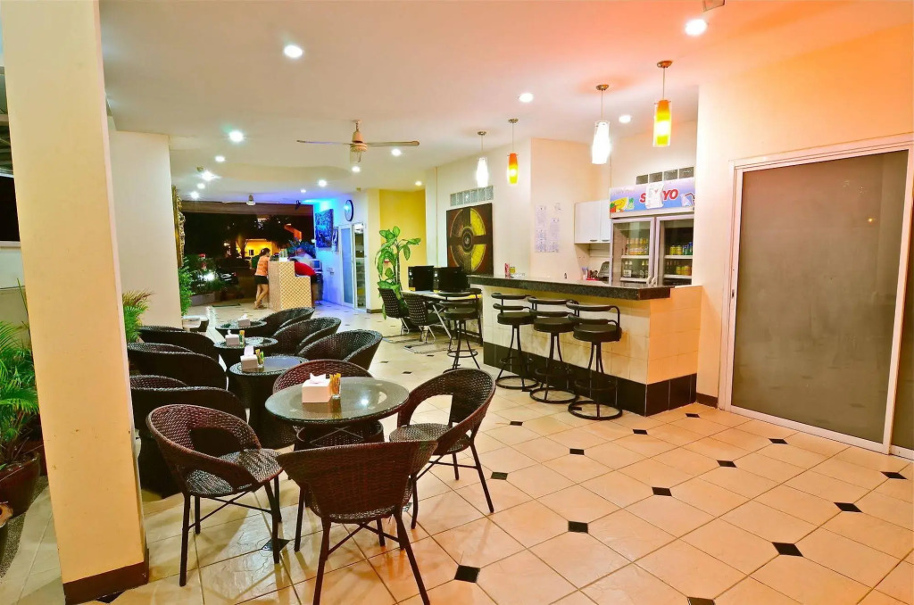Square One Hotel Patong