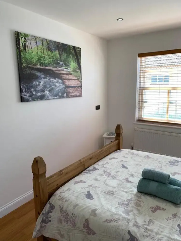 London Retreat at Hindsley's Place