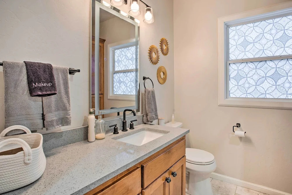 Charming Downtown Home w/ Updated Interior!
