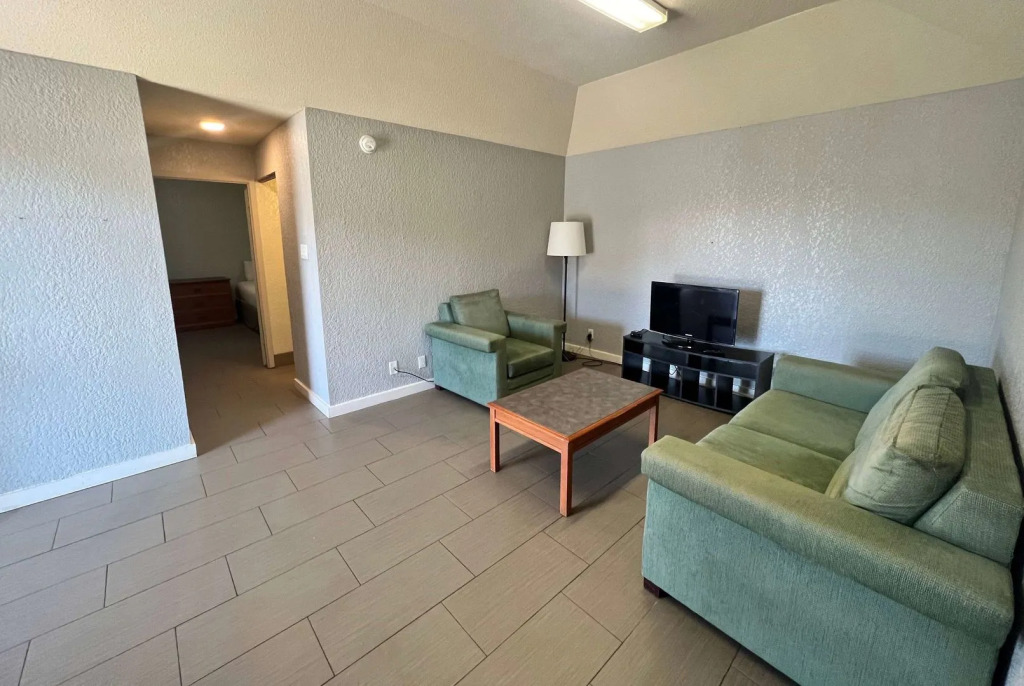 Sulphur Extended Stay