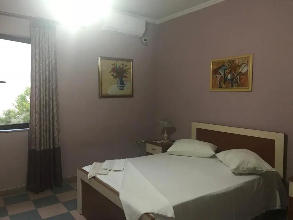 Hostel Grande House