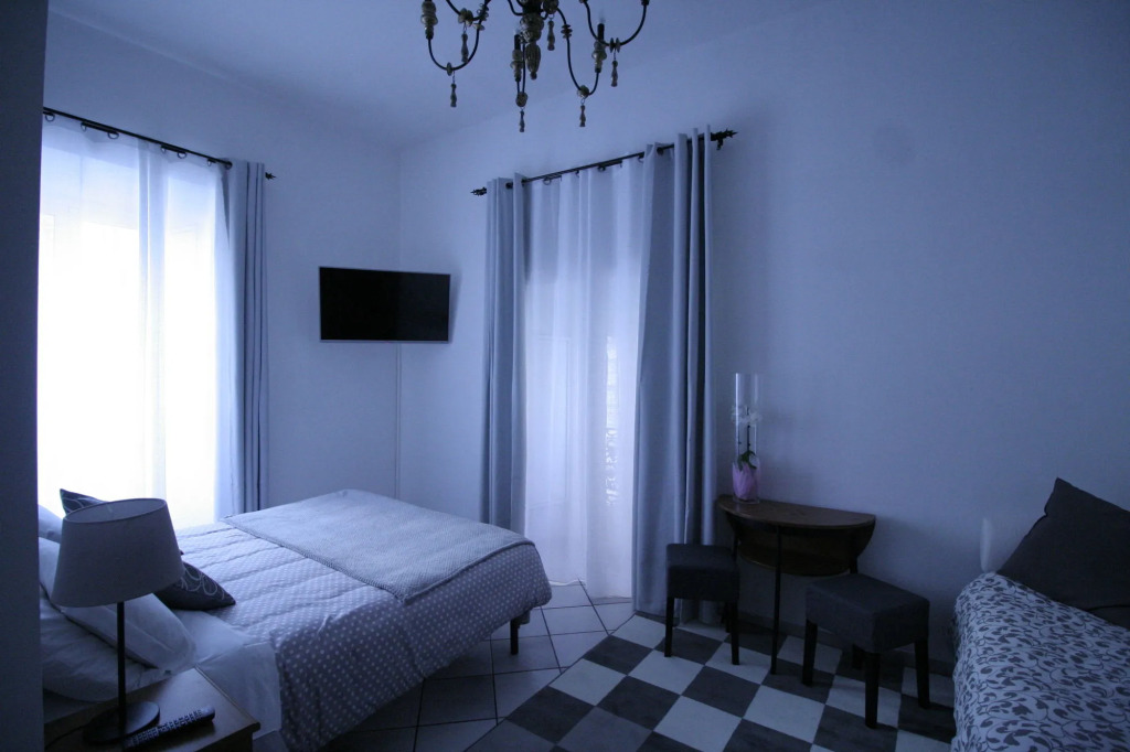 Claudia Rooms