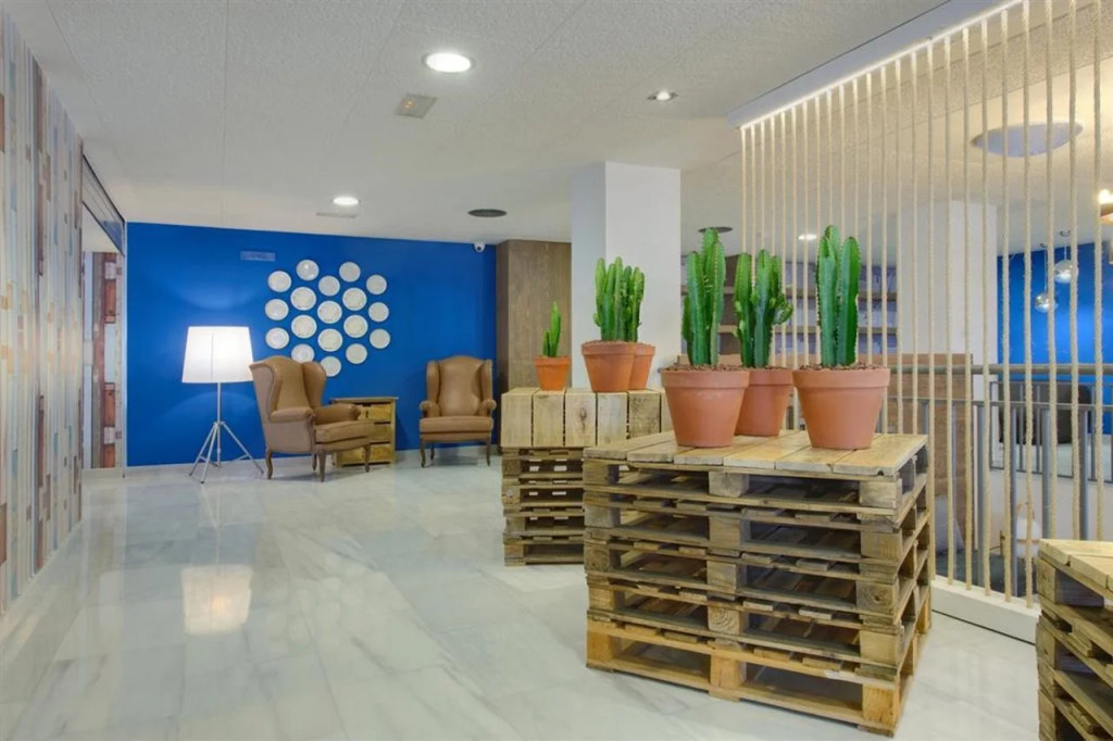 Madrid Airport Suites, Affiliated by Meliá