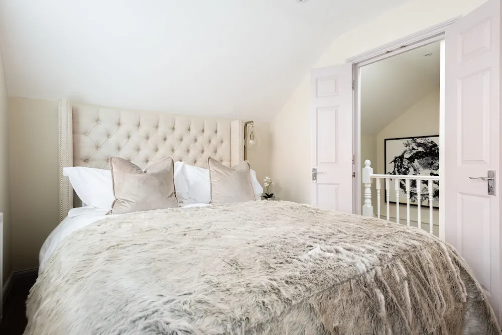 The Luxe Chelsea Townhouse