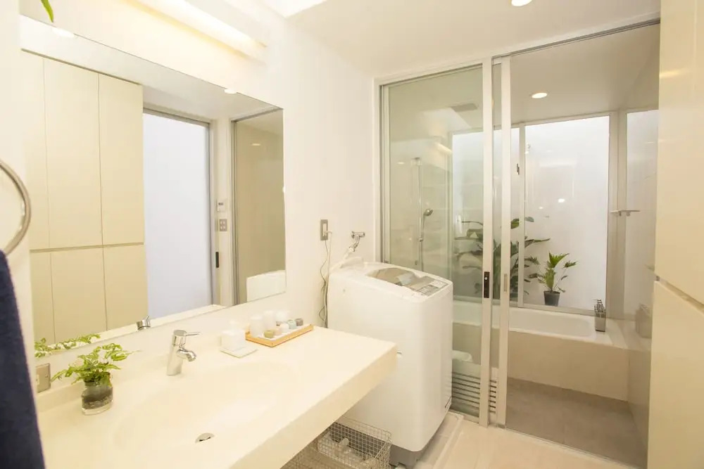 Resort House Plus-One