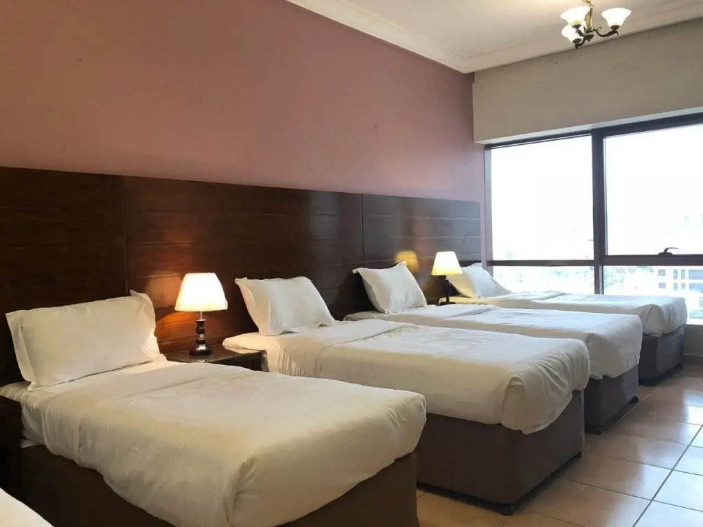 Manazel Alaswaf Hotel