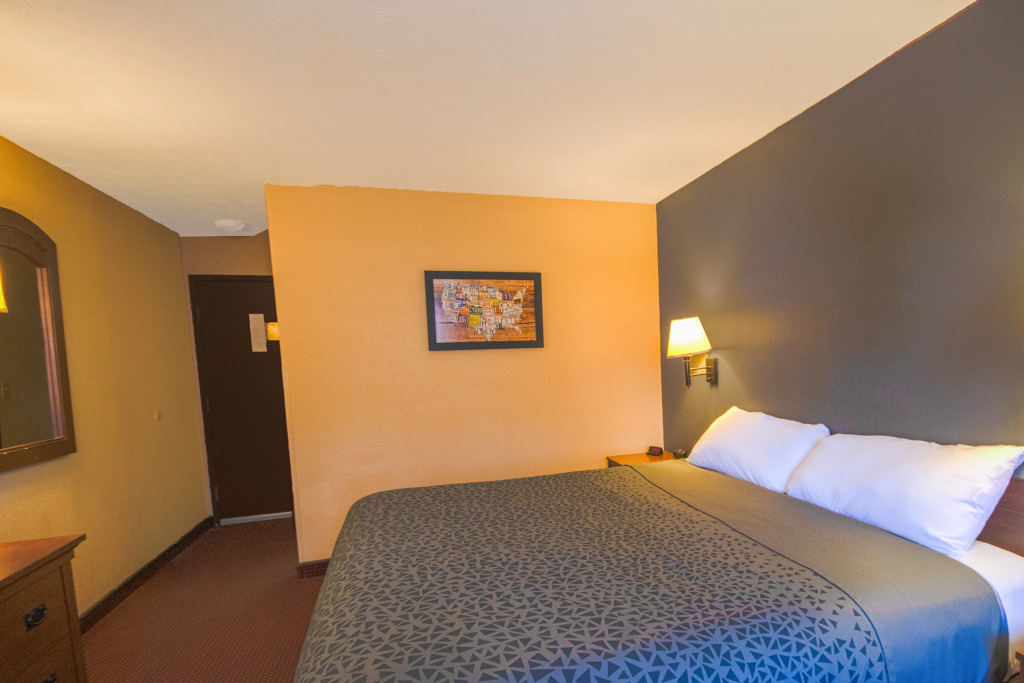 Econo Lodge Junction City I-70 Near Fort Riley