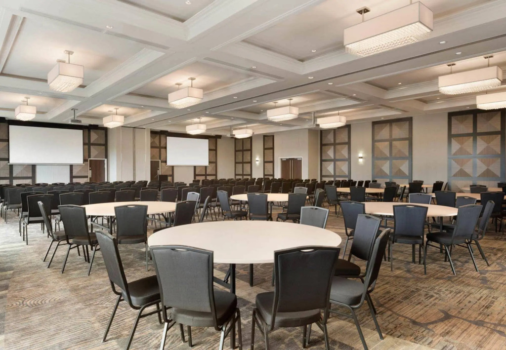Courtyard by Marriott Toronto Mississauga/West