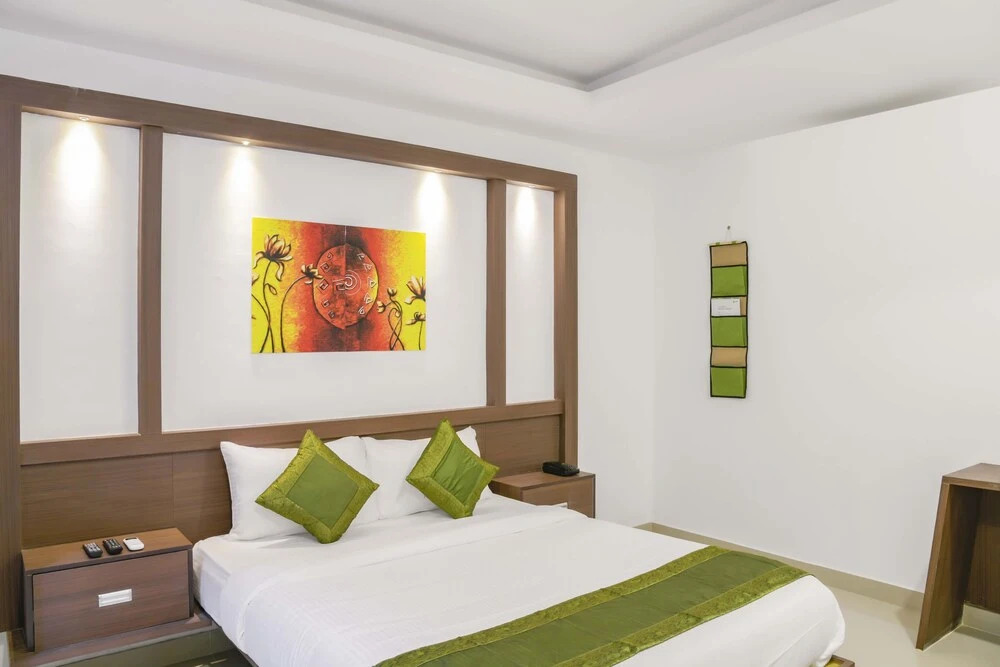 Hotel Al Saj by OYO Rooms