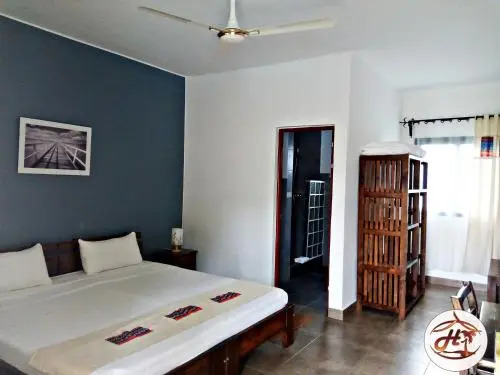 HOTEL H1 MANAKARA