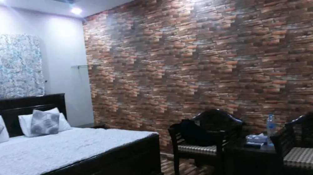 Kehkashan Huest House