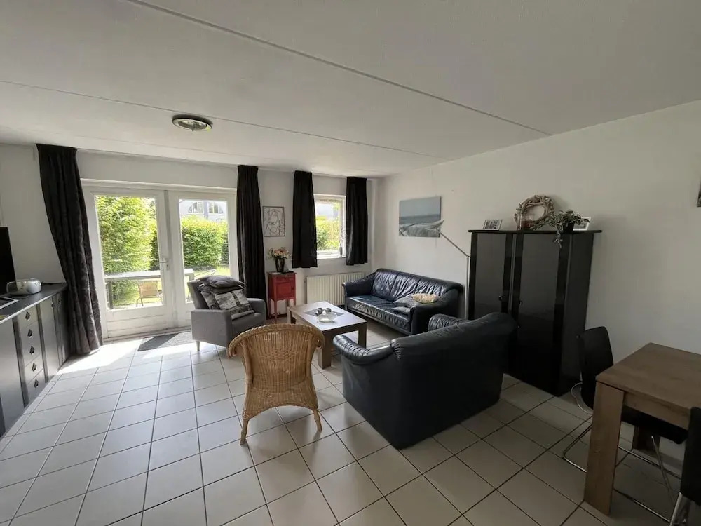 Cosy bungalow near the beach