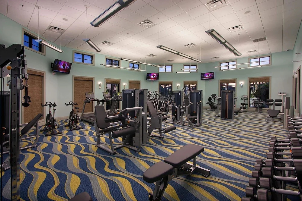 Comfy, Spacious, Newly Decorated With Lovely Pool Near Disney!