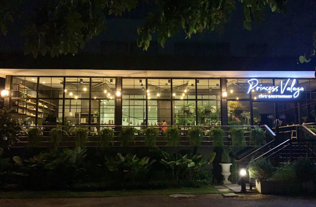 Valaya Hotel Pathumthani