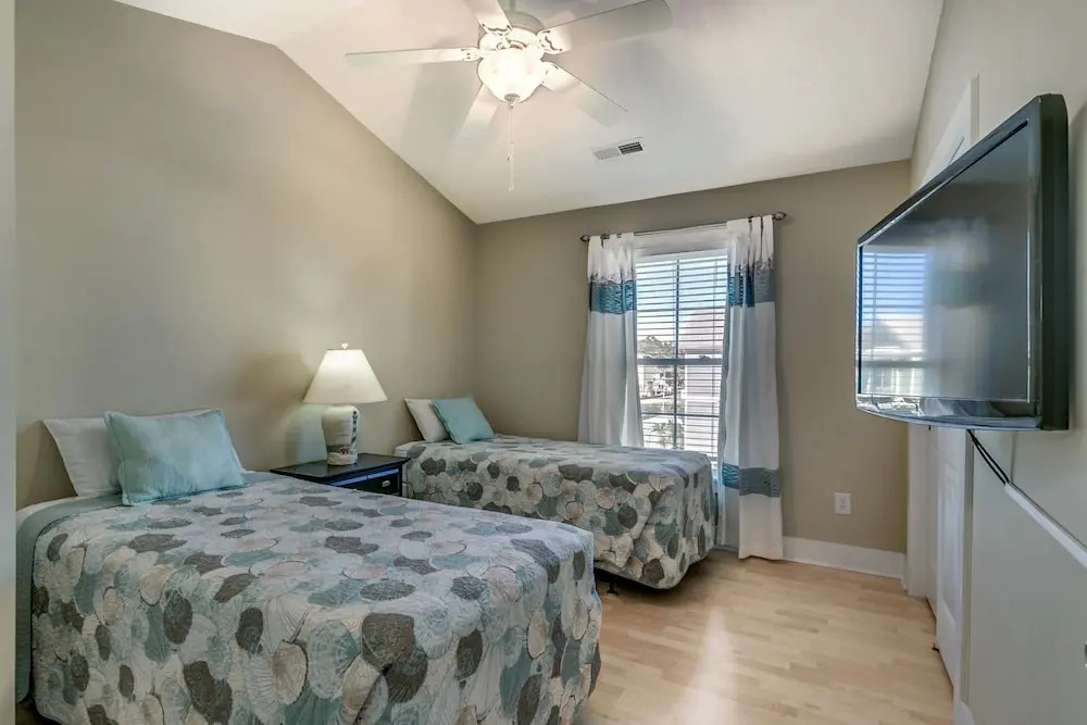 South Beach Cottages - 2701 Apartment 4