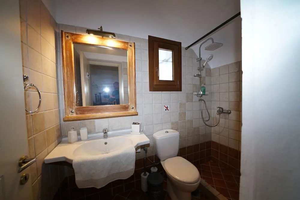 Divers House