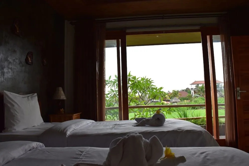 West Break Bali - Medewi
