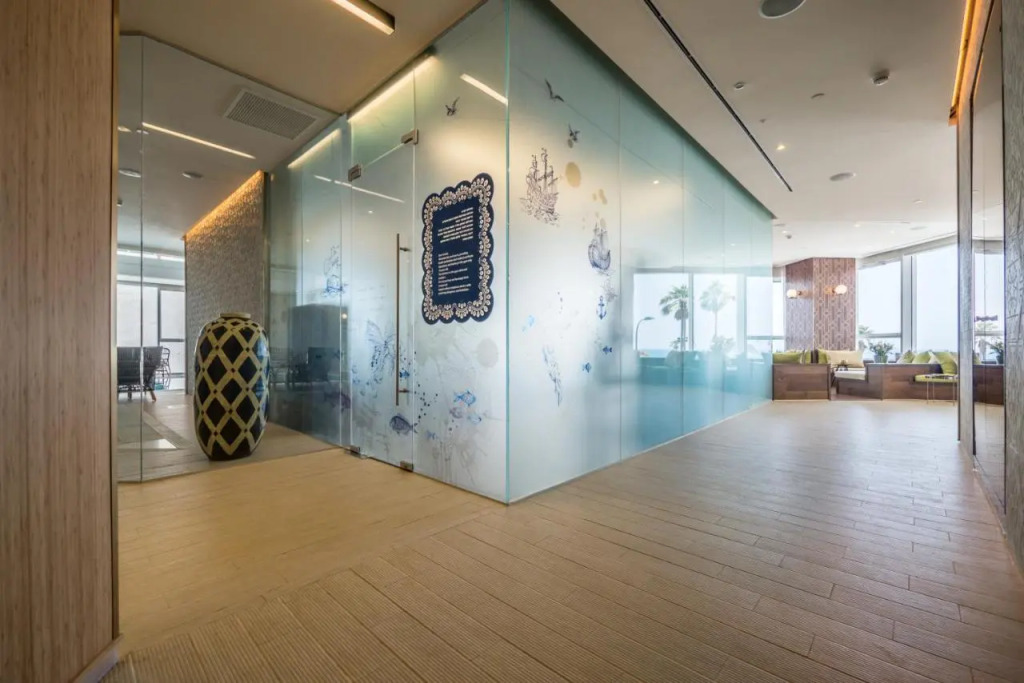 David Tower Hotel Netanya by Prima Hotels - 16 years Plus