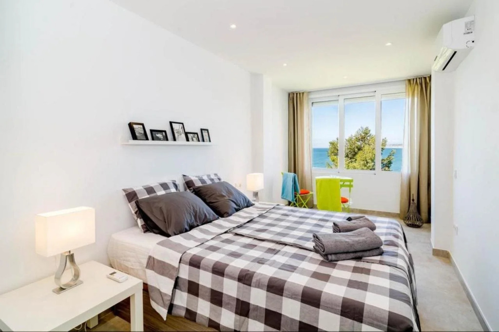 CP1-2 bedroom front line beach Cristo Playa RoomService