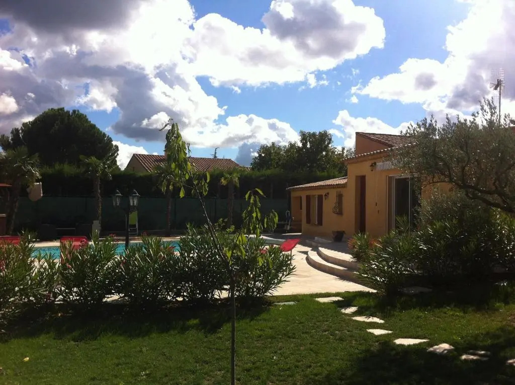 Les cigales des près appartement