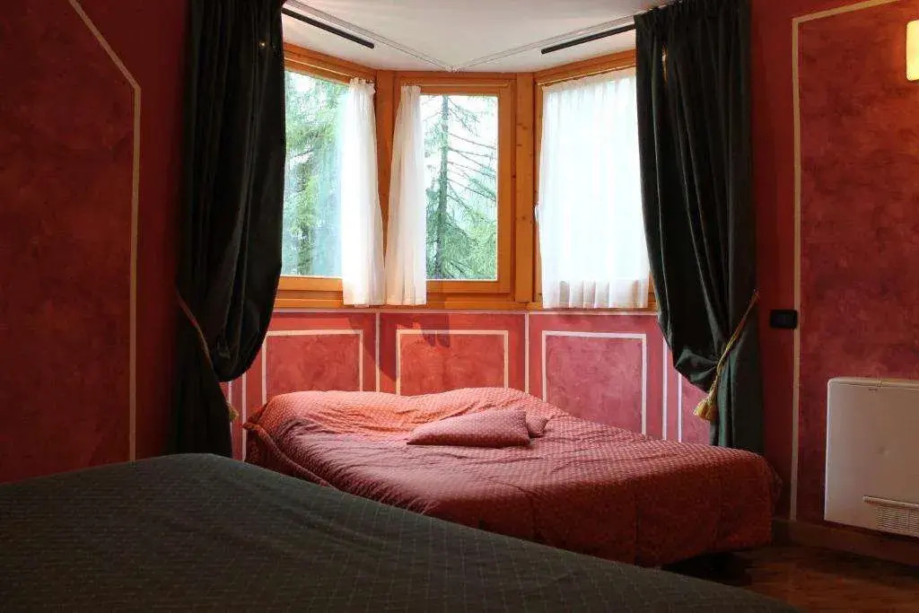 Boscone Suite Hotel