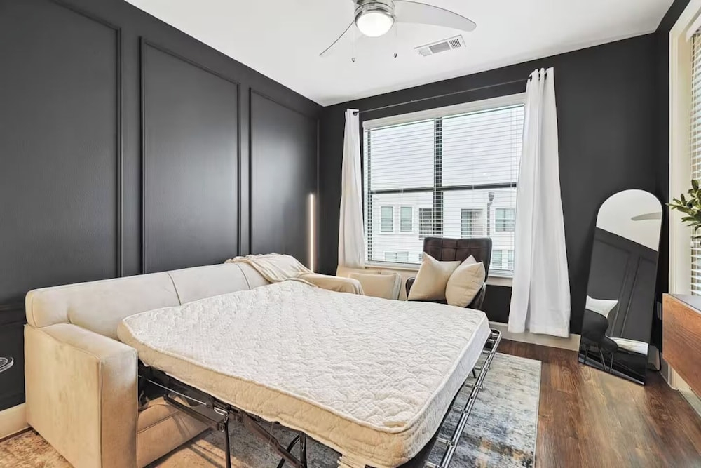 Lux 1B1B with Pool Near Legacy West