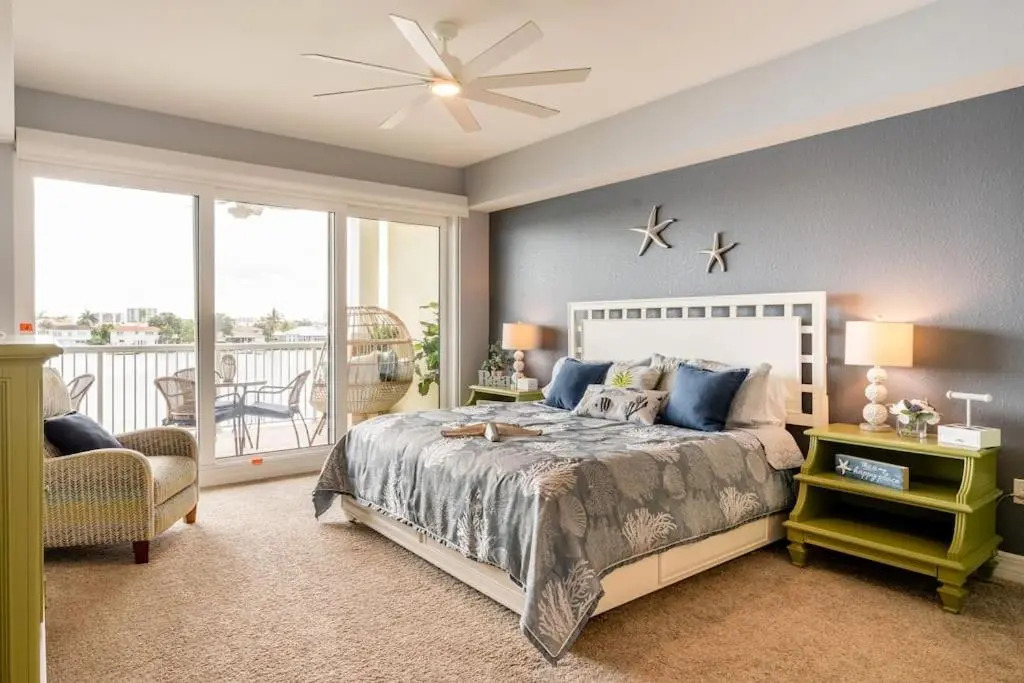 Waterfront -3BR - 2Kings -Pool Balcony - Beach