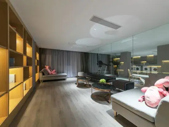 Home Inn Plus- Wuhan Hankou Railway Station Fanhai Branch