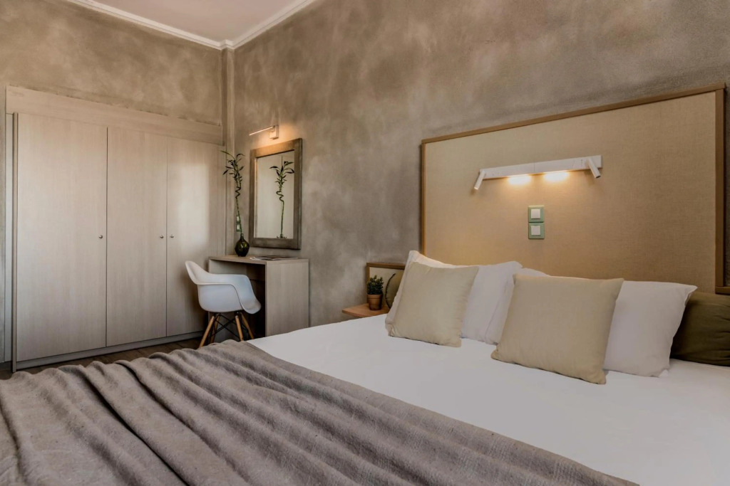 Phoenix Hotel