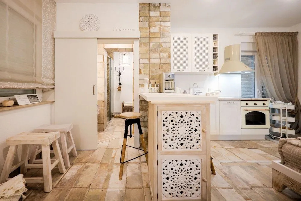 Ika Boutique Luxury Apartments