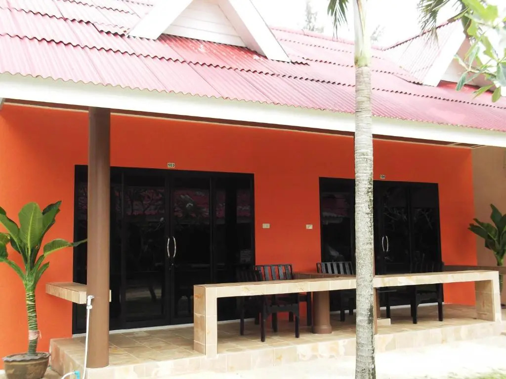 Lanta Bee Garden Bungalow SHA Extra Plus