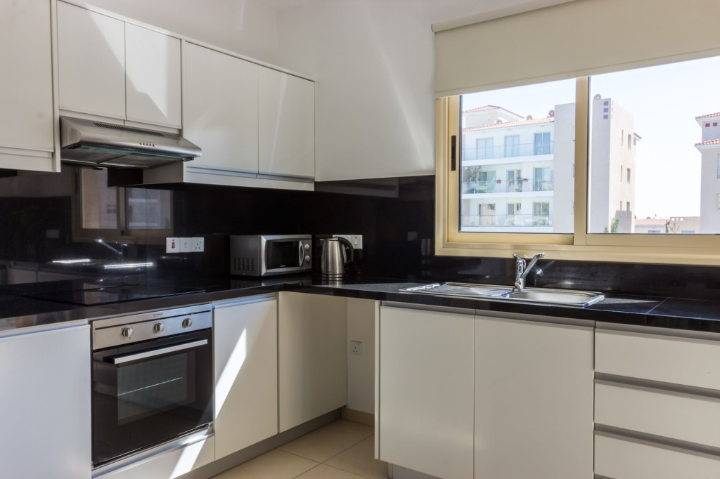 Elysia Park Apartments