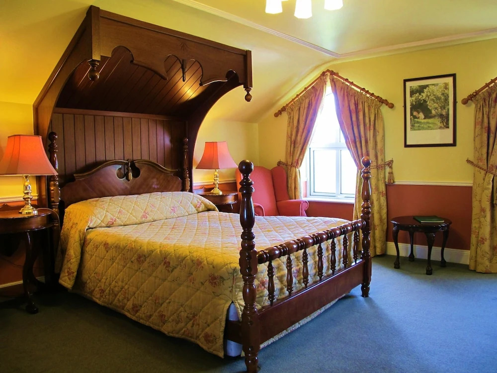 Aran View Country House and Lodge