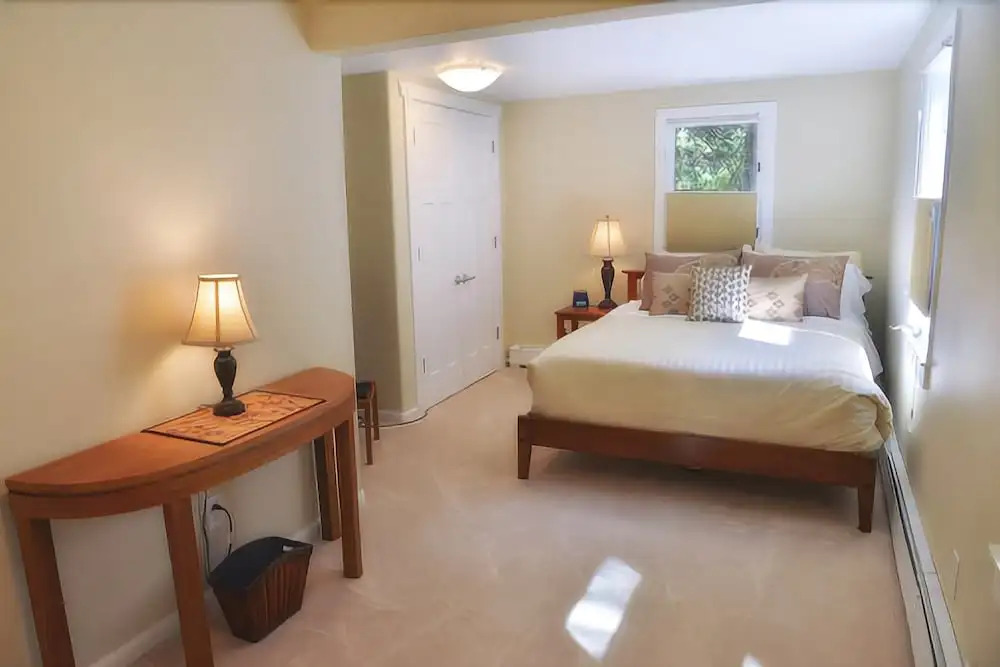 11th Avenue Bed and Breakfast