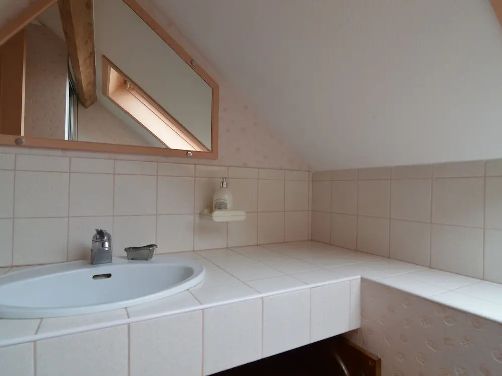 Charming Holiday Home in Hondschoote With Terrace