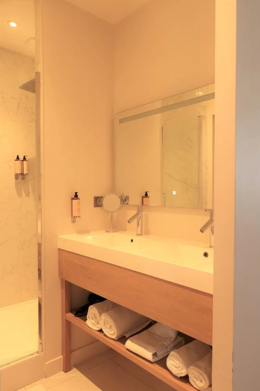 Residence Les Suites du Port - by Le Saint Ferdinand