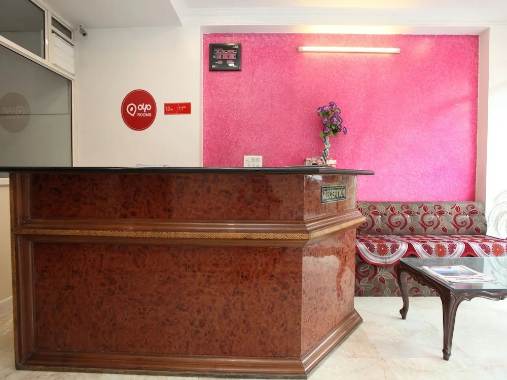 OYO 2326 Hotel Star Plaza