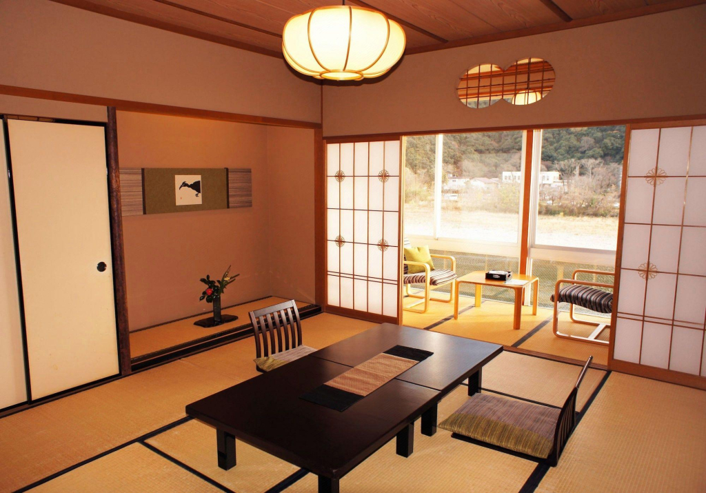 Usyounoie Sugiyama