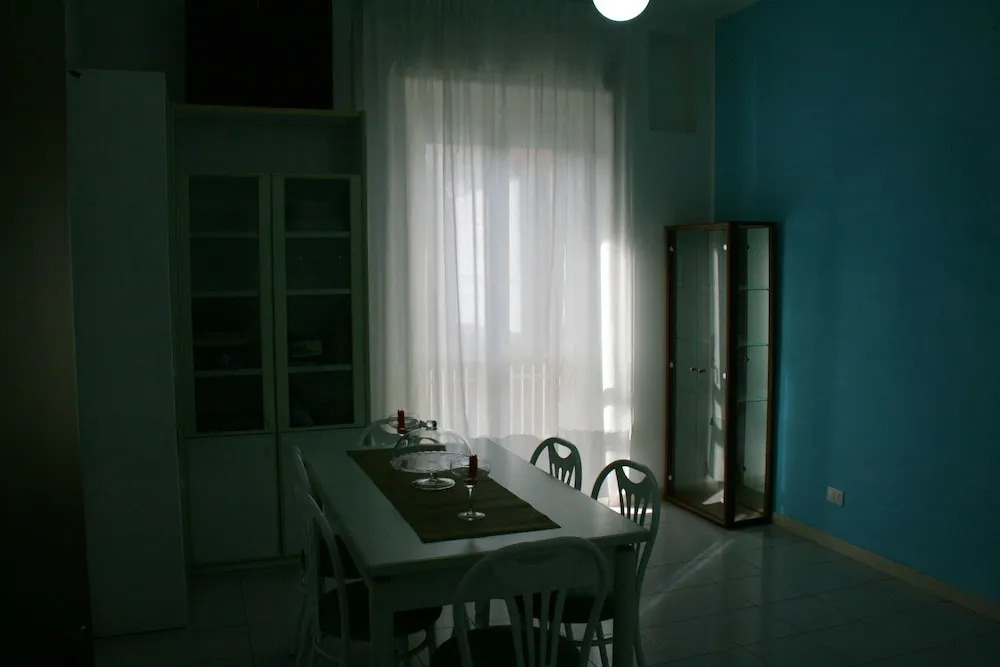 Apartment With 2 Bedrooms in Pescara, With Balcony and Wifi - 300 m Fr