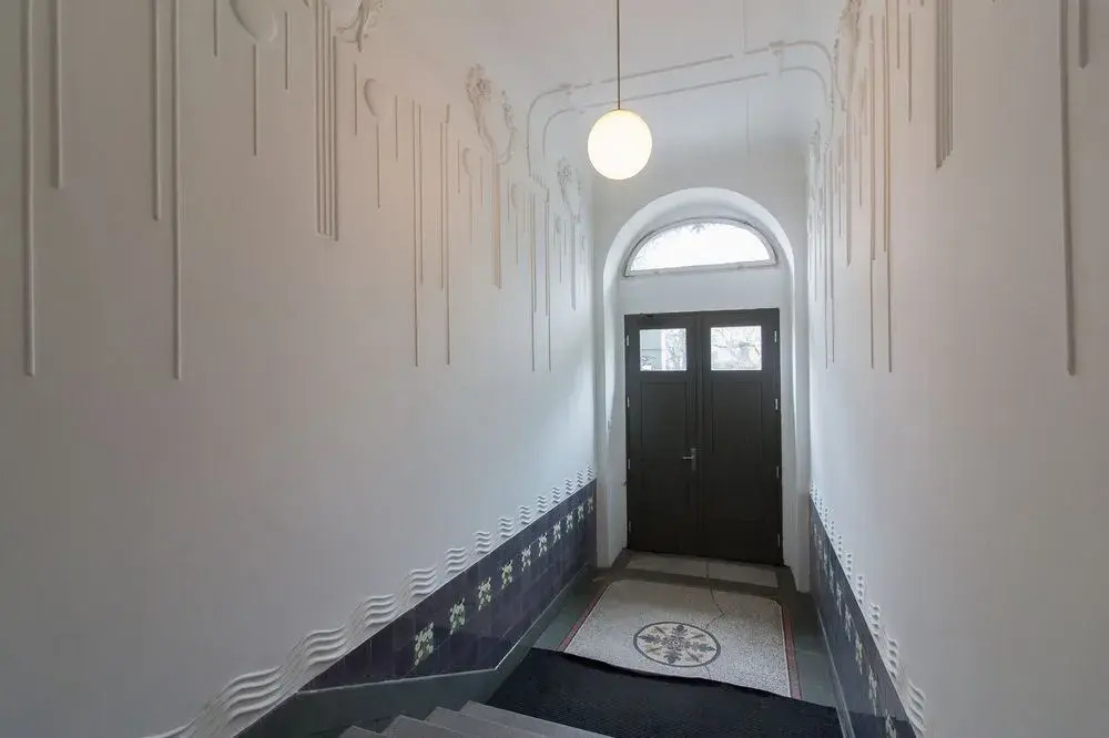 Stylish Modern Apartment in Malastrana