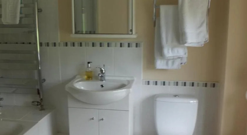 Silverwood Lodge Guest House