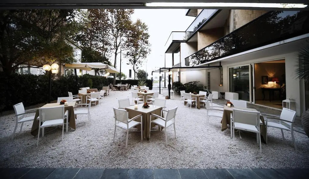 Hotel Airone
