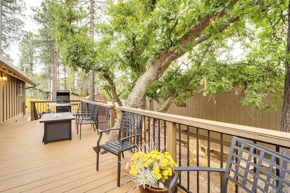 Munds Park Oasis w/ Hiking Access & Fire Pit