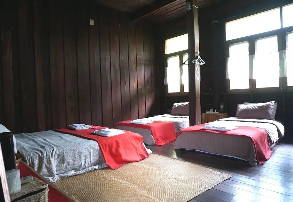Kaampuju Cafe and Rooms
