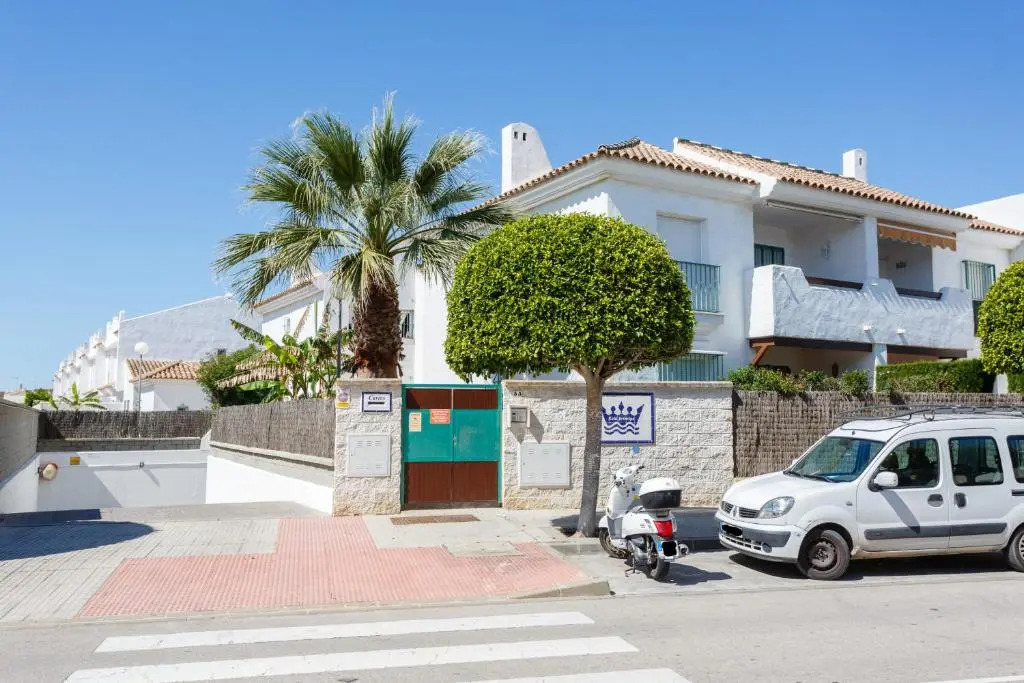 Atico La LUZ-Rota free parking by Cadiz4Rentals