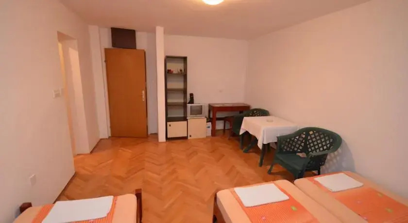 Apartment Kaludjerovic 2