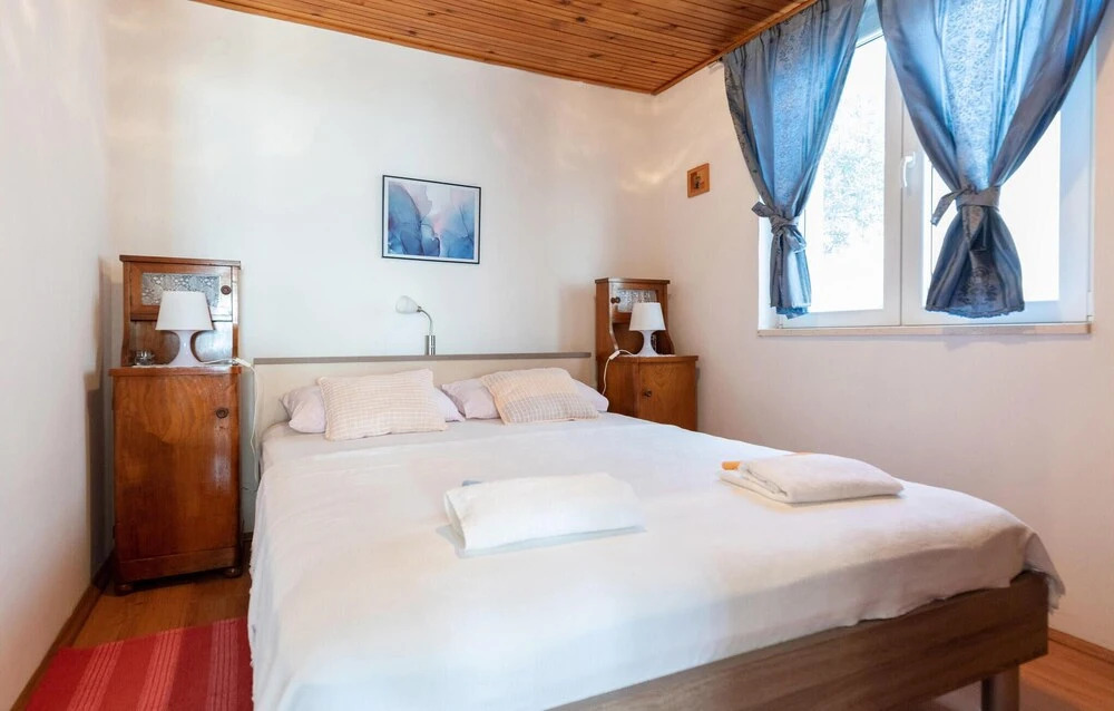 Stunning Home in Komarna With 2 Bedrooms and Wifi