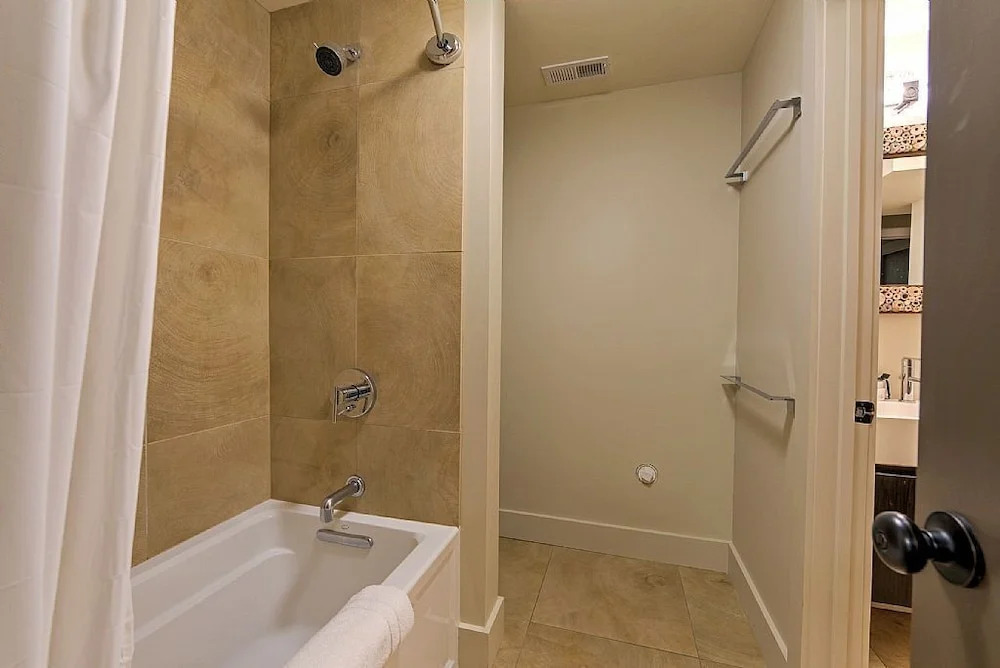 Mountain Cove 7 Bedroom Home